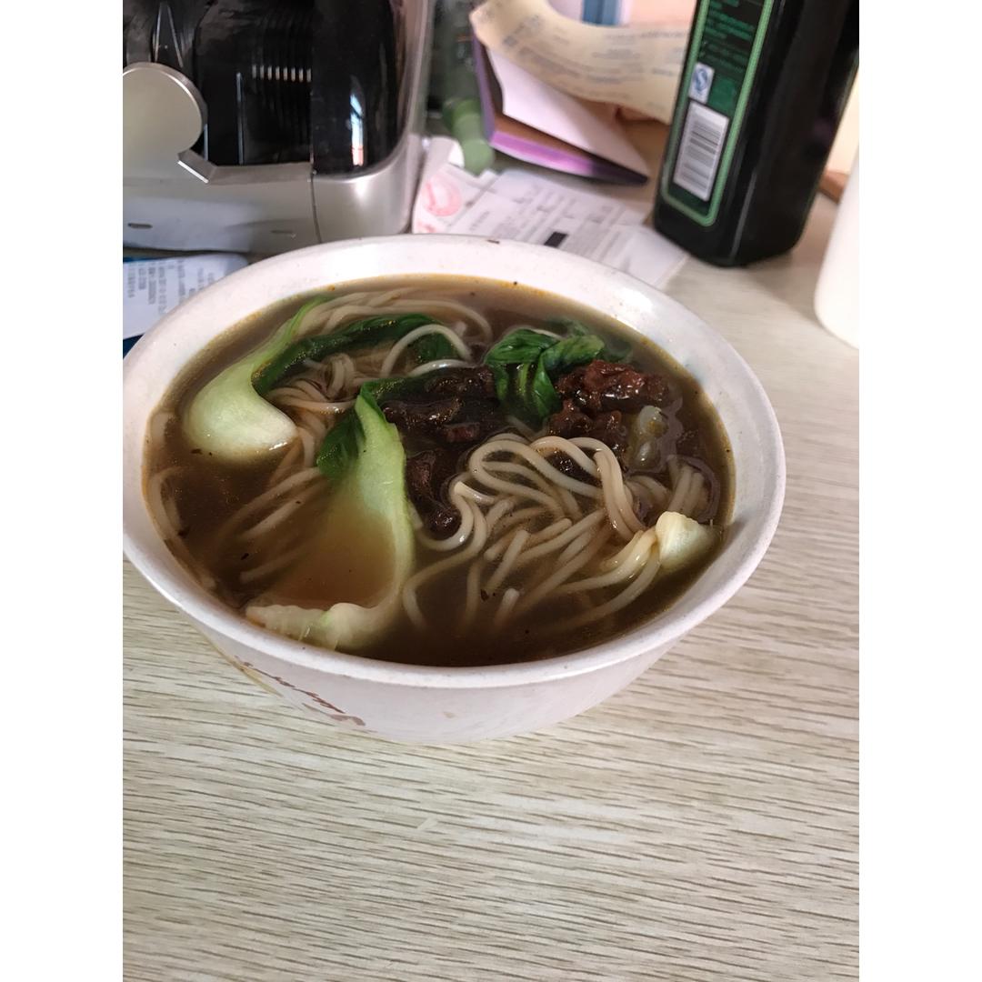 红烧牛肉面