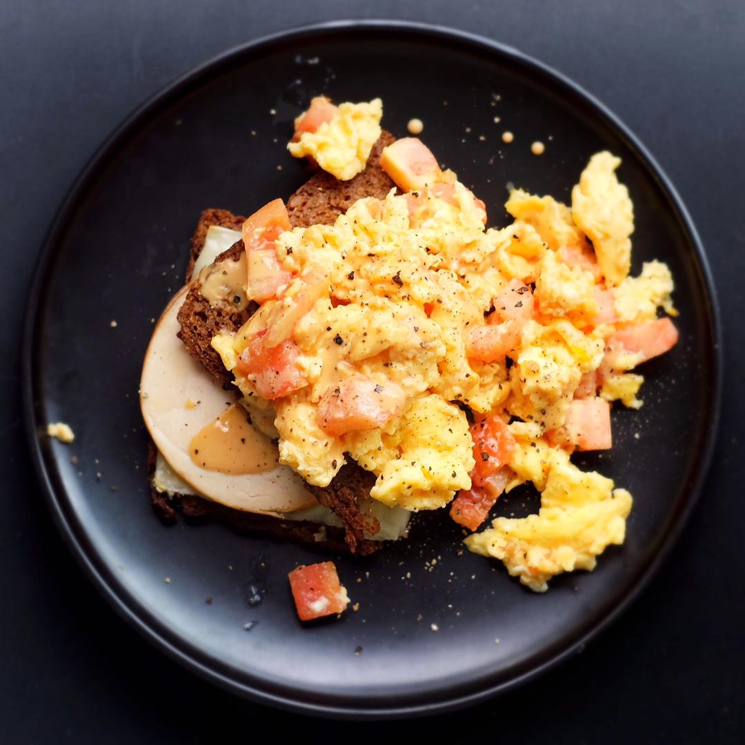 美式炒蛋 scrambled eggs