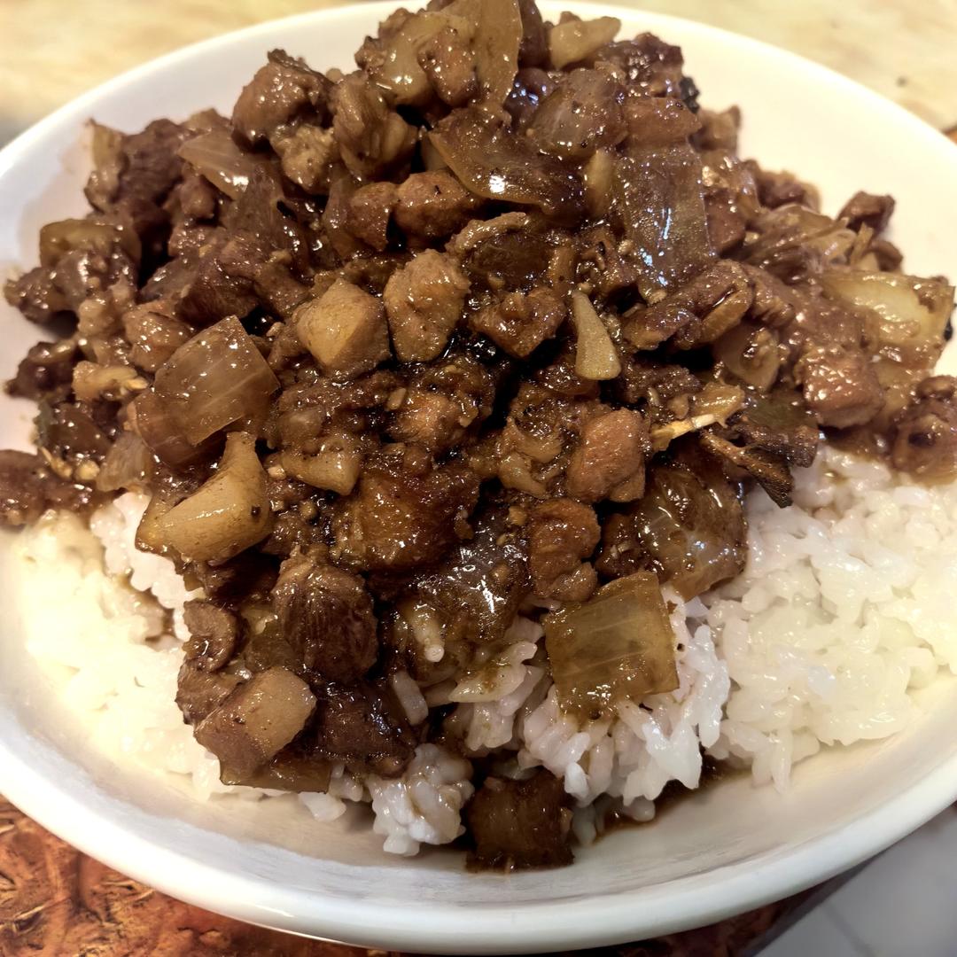 香菇卤肉饭造起来