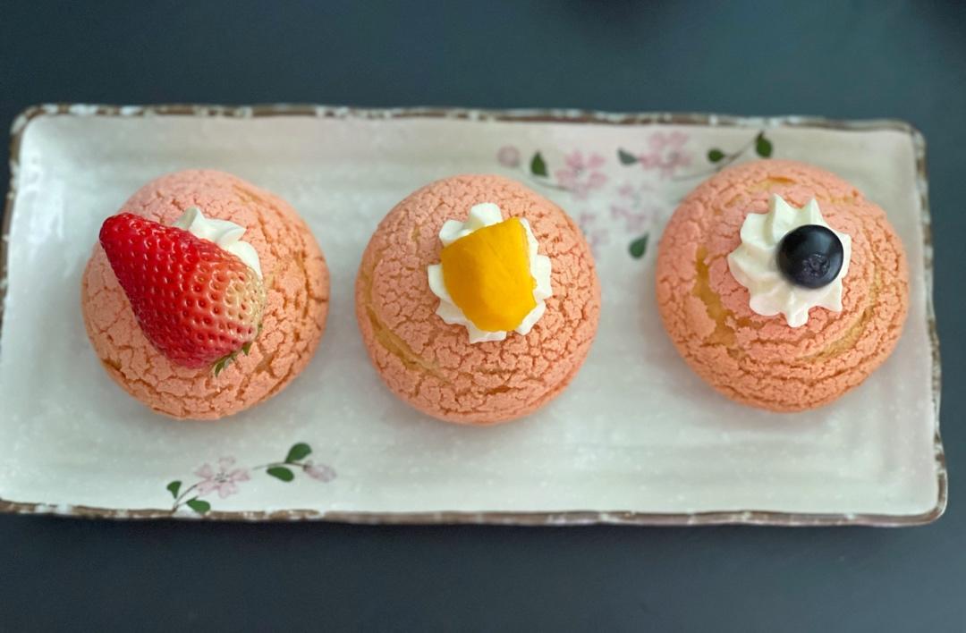 粉粉少女心的草莓泡芙