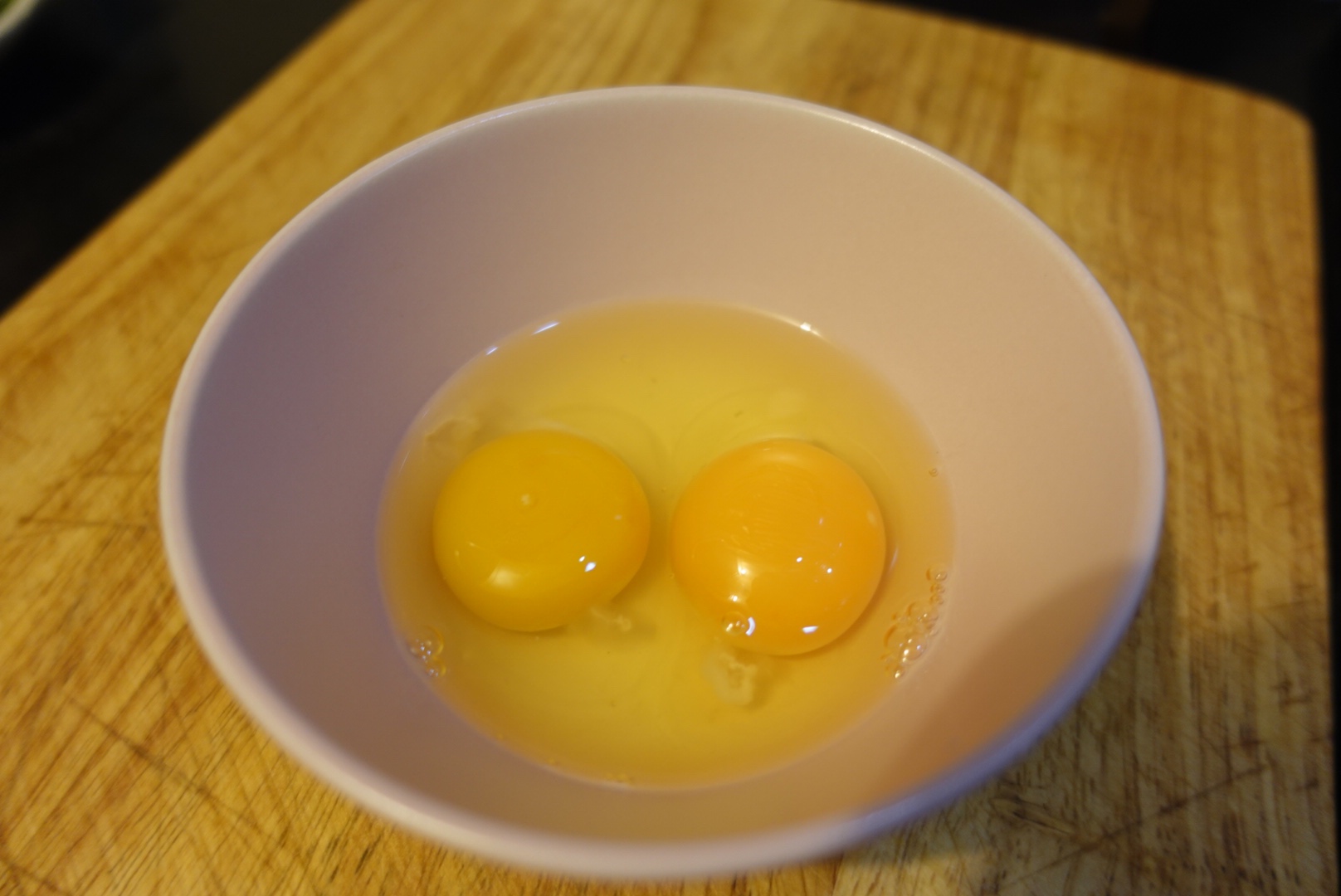如何蒸出滑嫩爽口的水蒸蛋的做法 步骤1