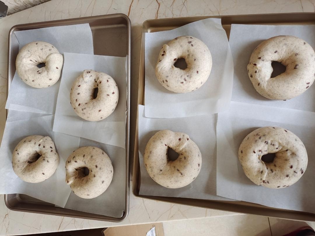 培根芝士碱水贝果