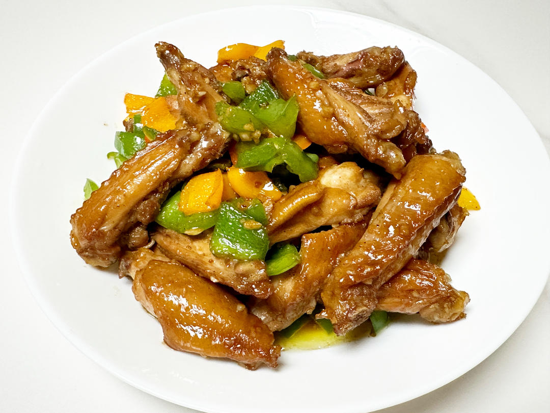 蒜香鸡翅，这才是鸡翅最好吃的做法