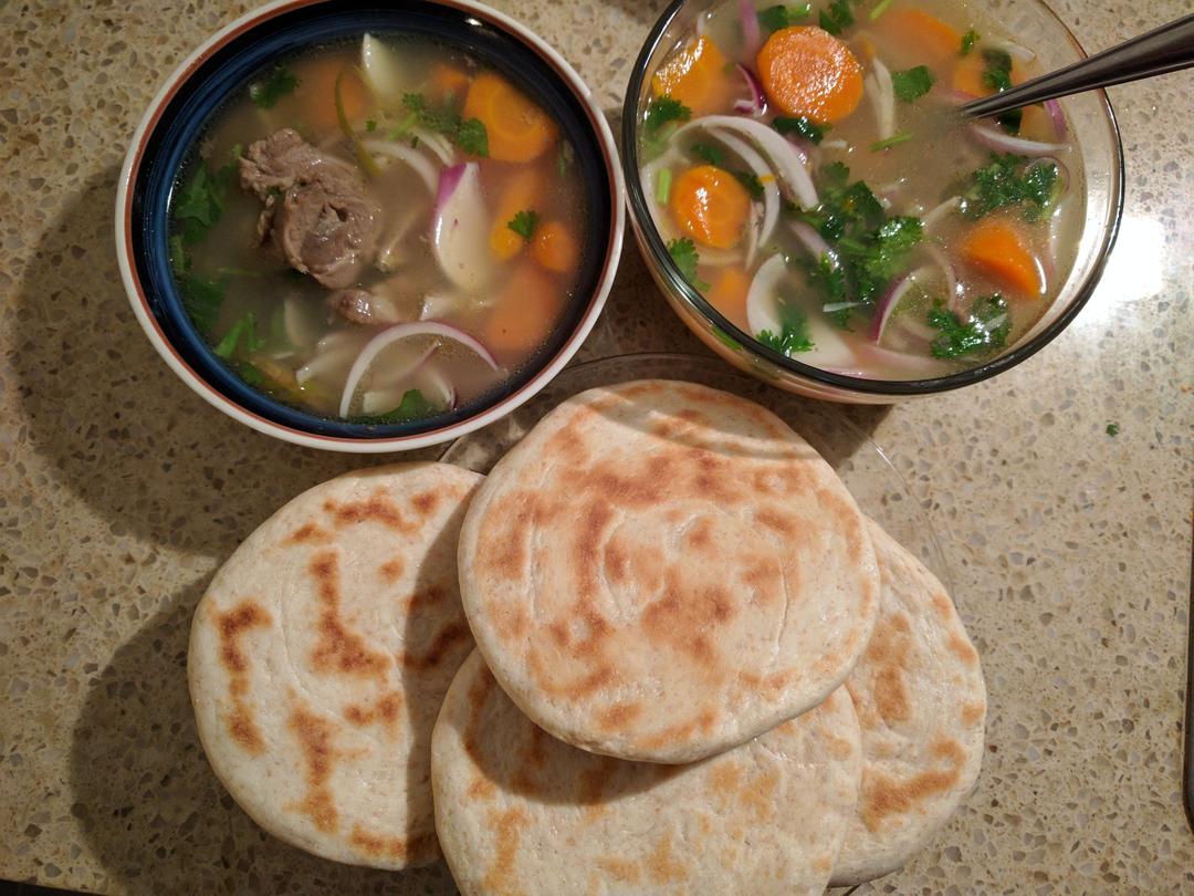 胡萝卜羊肉汤