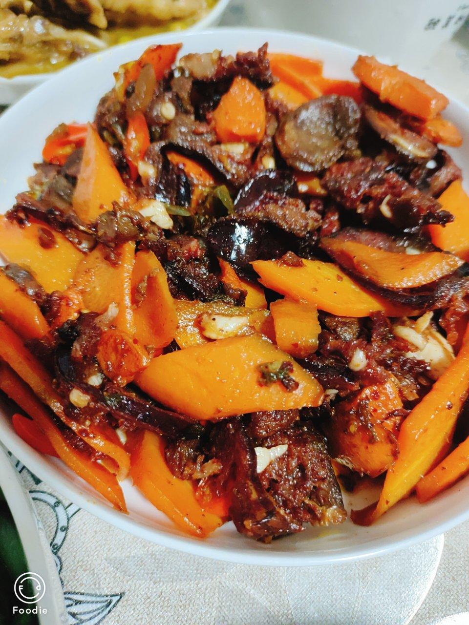 辣椒炒四川腊肉、腊肠