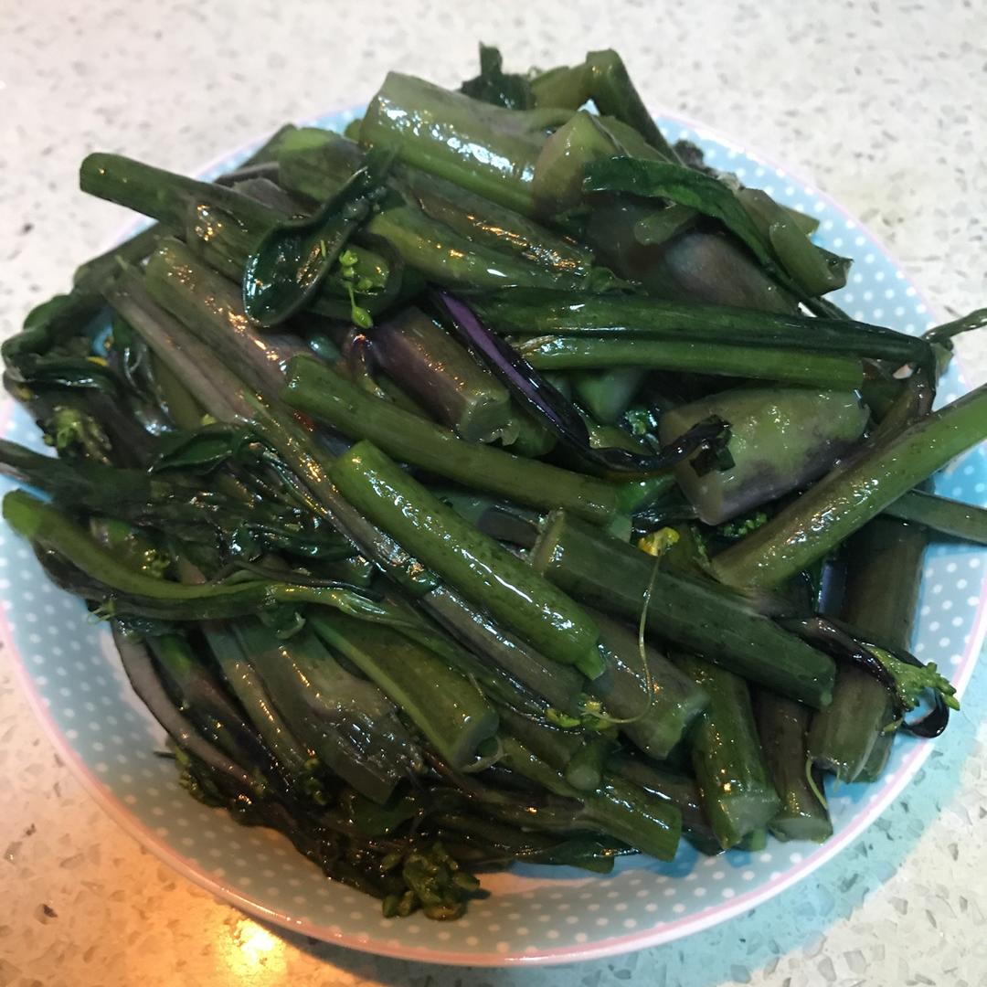 清炒菜薹
