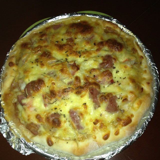 厚底鲜虾培根披萨