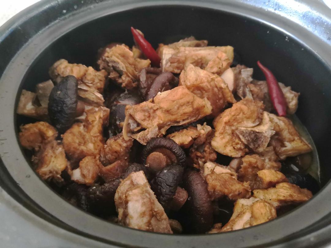 厨房小白也可以胜任的红烧香菇排骨