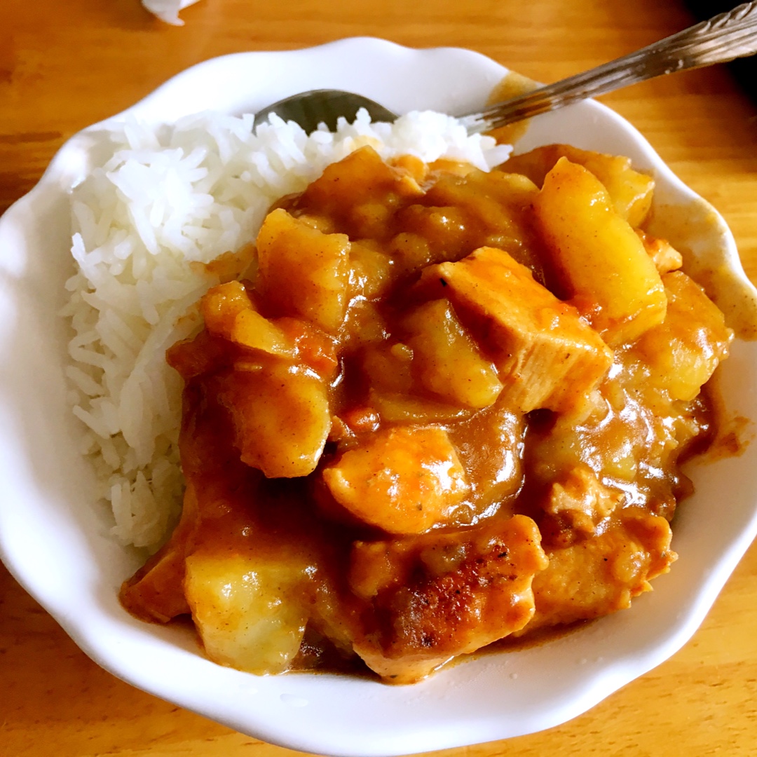 咖喱土豆鸡肉