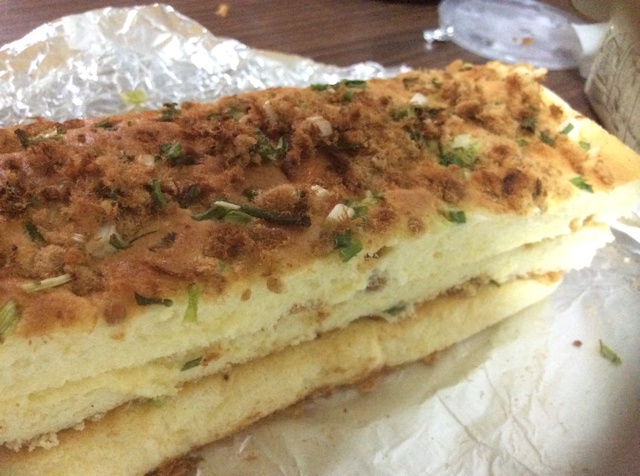 香葱肉松蛋糕卷