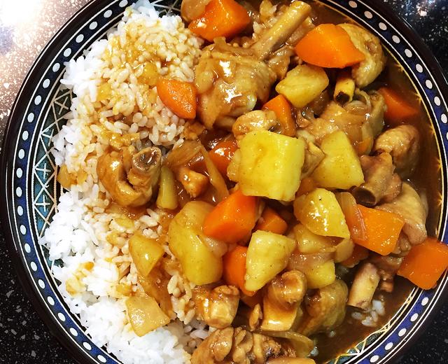 咖喱鸡块饭的做法