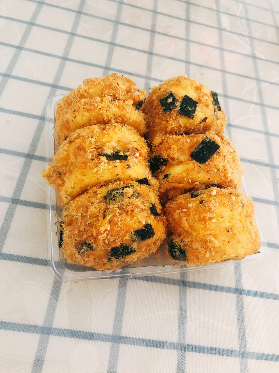 朋友都说比鲍师傅好吃的海苔肉松小贝