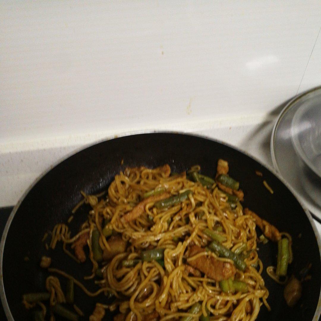 芸豆焖面（附万能的腌肉不老的办法）