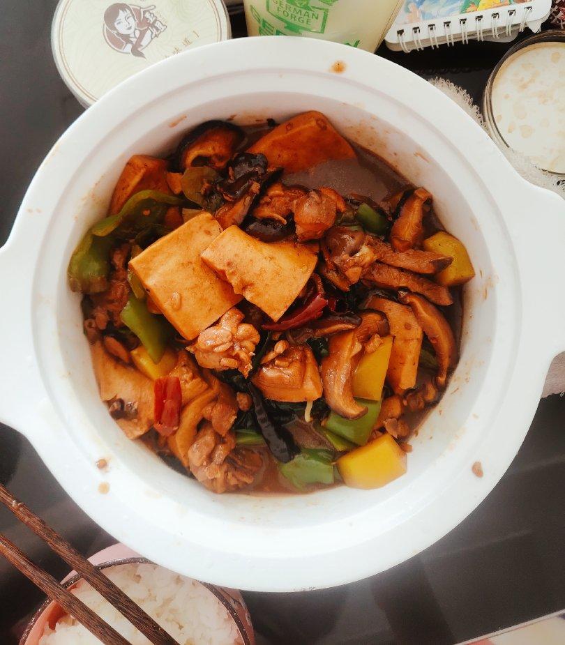 比饭店好吃很多倍的黄焖鸡