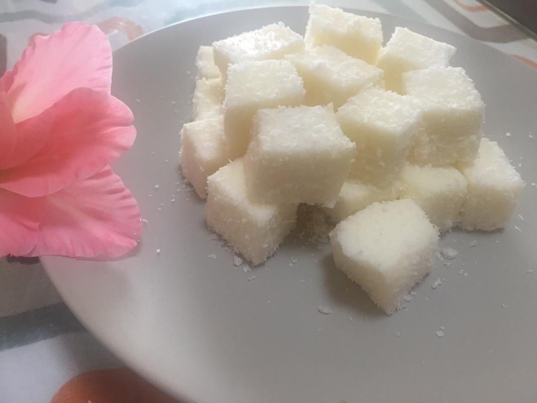 完胜85度C牛奶椰丝小方