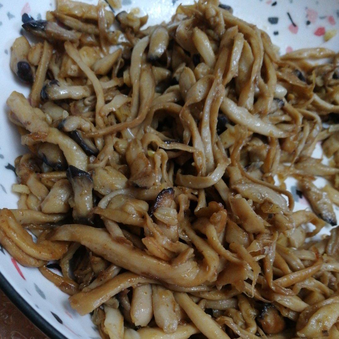 超级下饭的手撕杏鲍菇