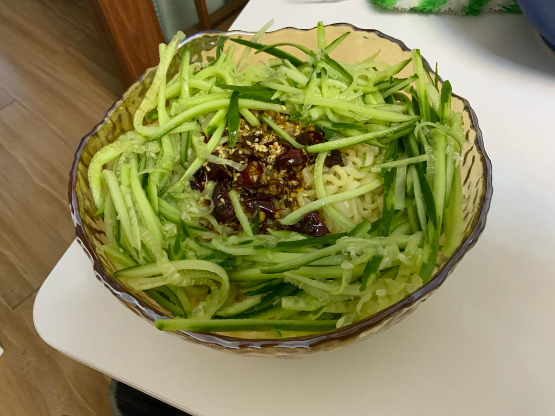 巨好吃㊙️酸辣凉拌面❗️十分钟搞定，简单快手❗️