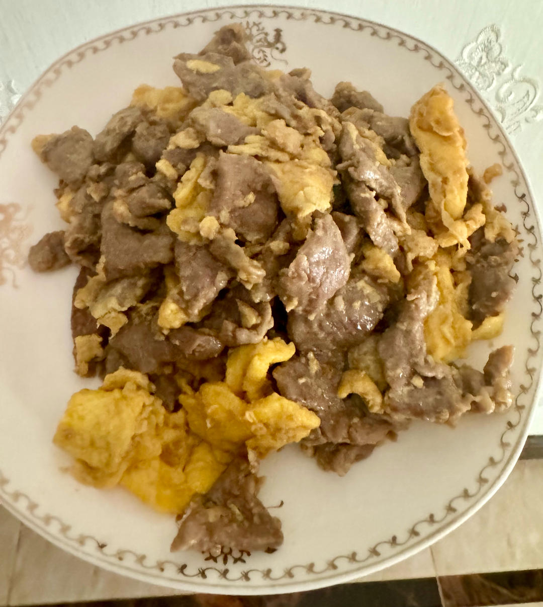 滑蛋牛肉，牛肉滑嫩，鸡蛋松软