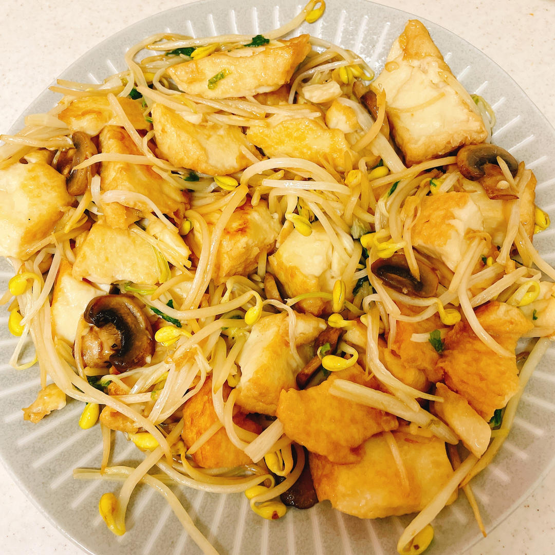 煎豆腐炒黄豆芽