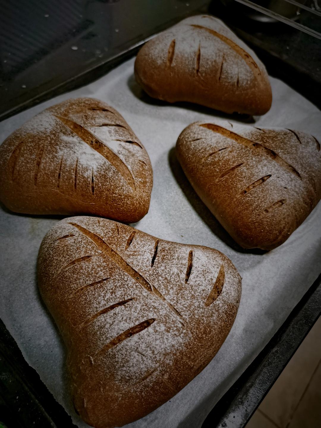 抹茶麻薯蜜豆软欧包（抹茶粉也可换成可可粉）