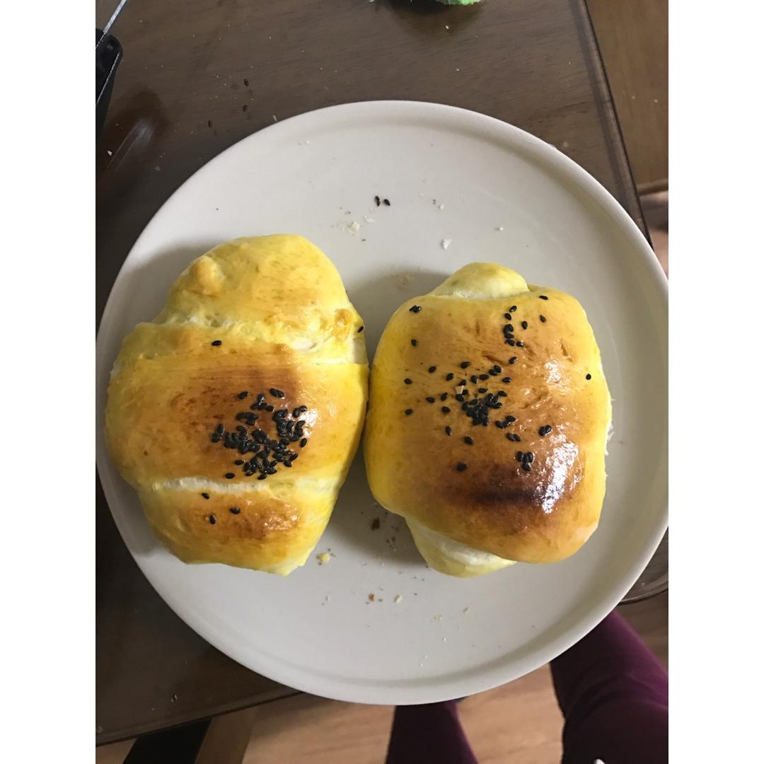 黄油面包卷
