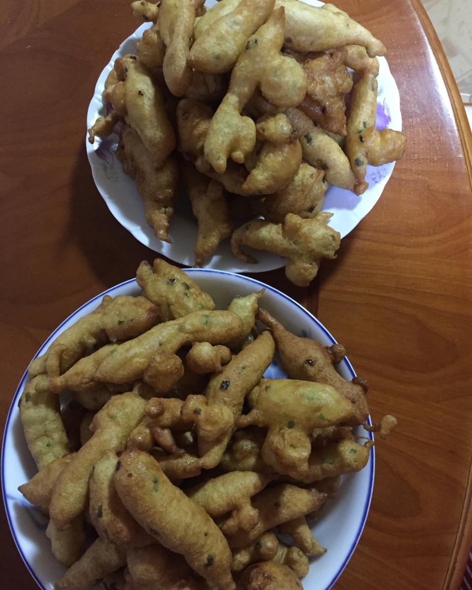 懒人油条做法，手不碰面，一挤就出锅，又软又香