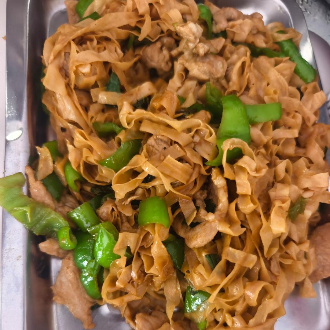青椒炒豆皮