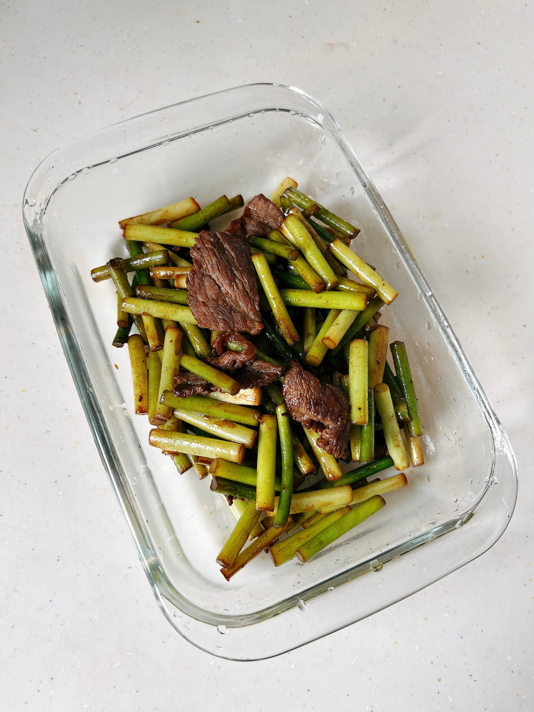 简单易做的下饭菜－蒜苔炒肉