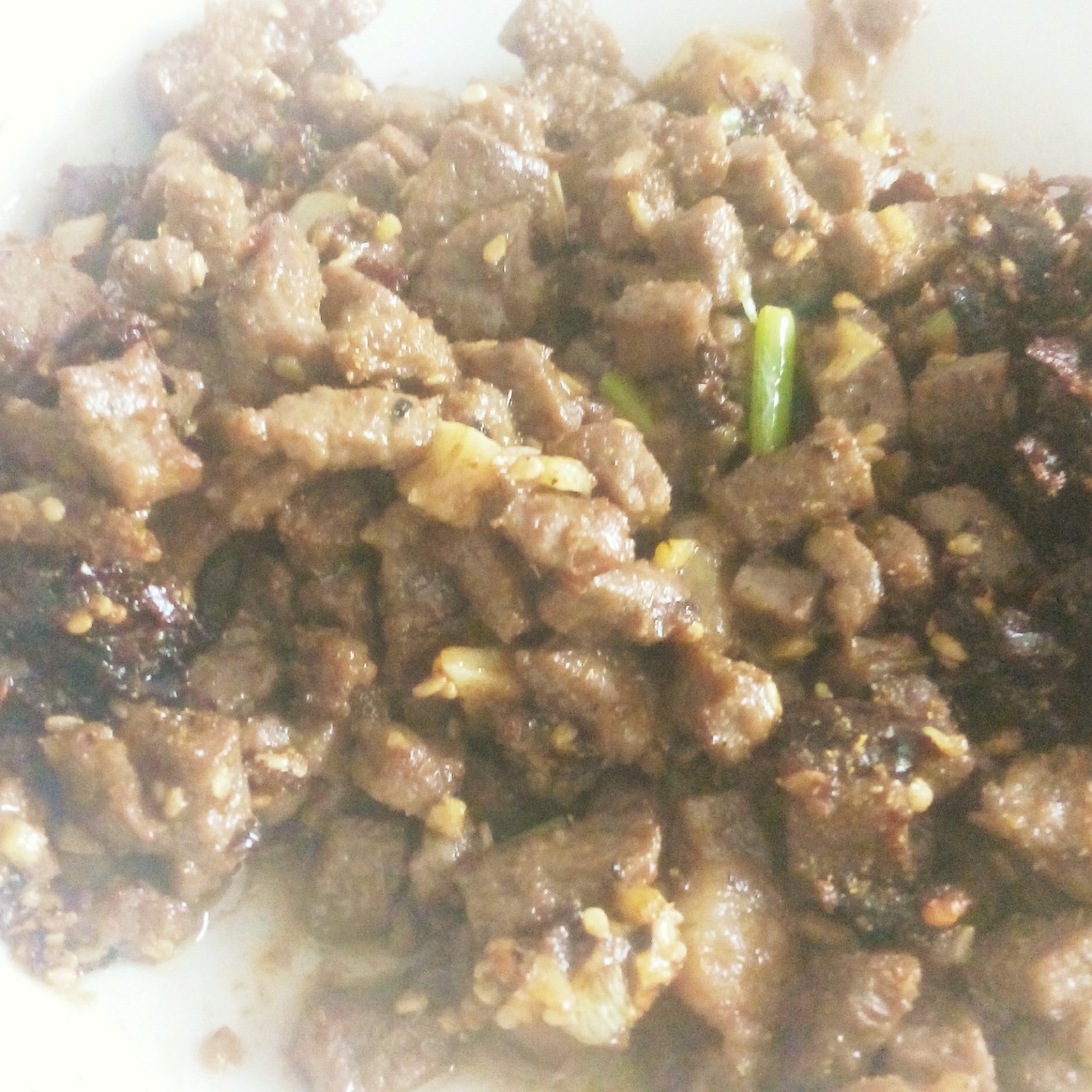 孜然洋葱炒牛肉粒