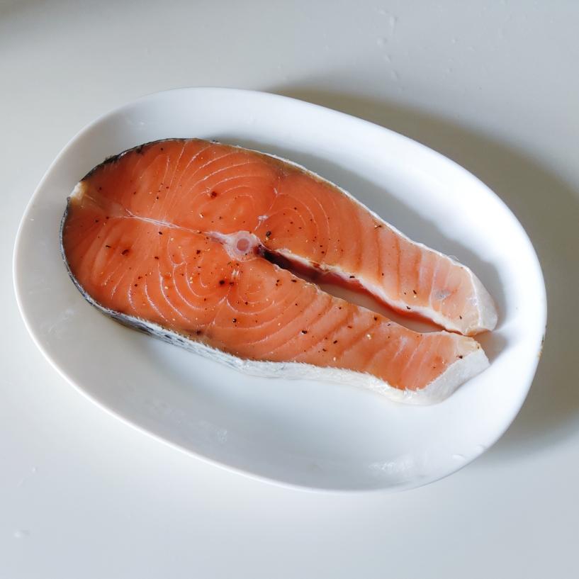 香煎三文鱼的做法 步骤3