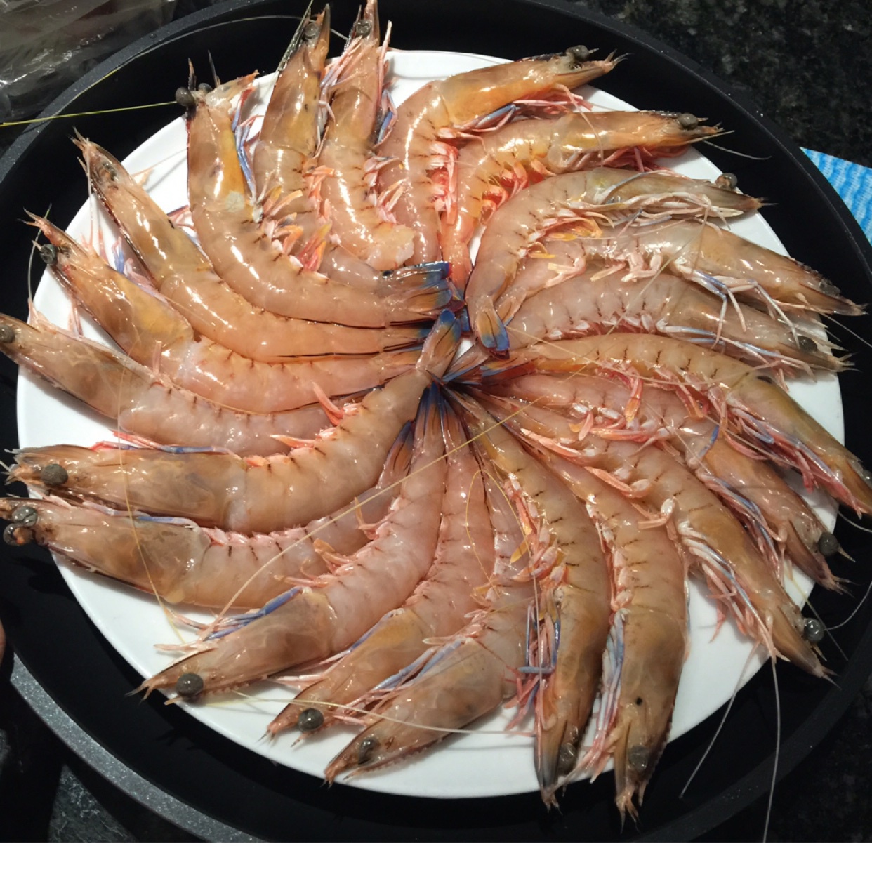 红豆小汤圆做的清蒸大虾
