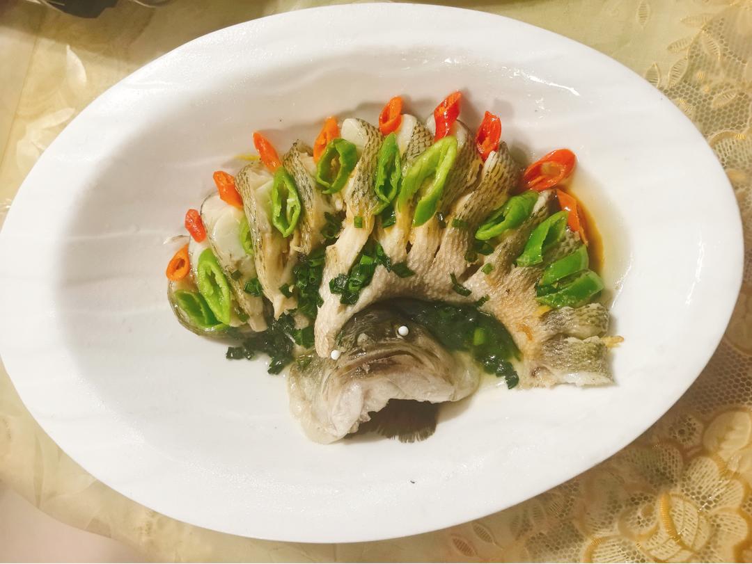 年夜饭的颜值担当<孔雀开屏鱼>