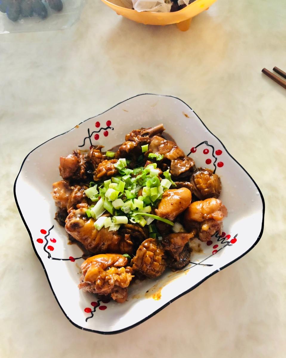 鲍鱼鸡煲