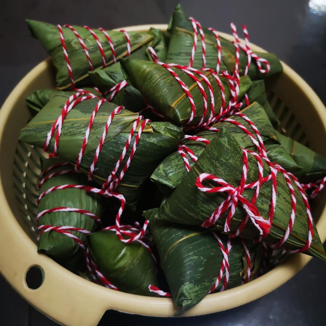 妈咪的♥️私房秘制咸蛋黄肉粽