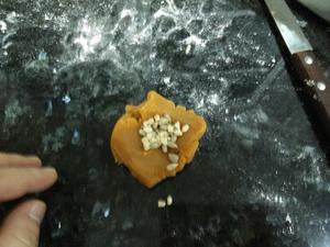 咸蛋奶皇上海月饼的做法 步骤3