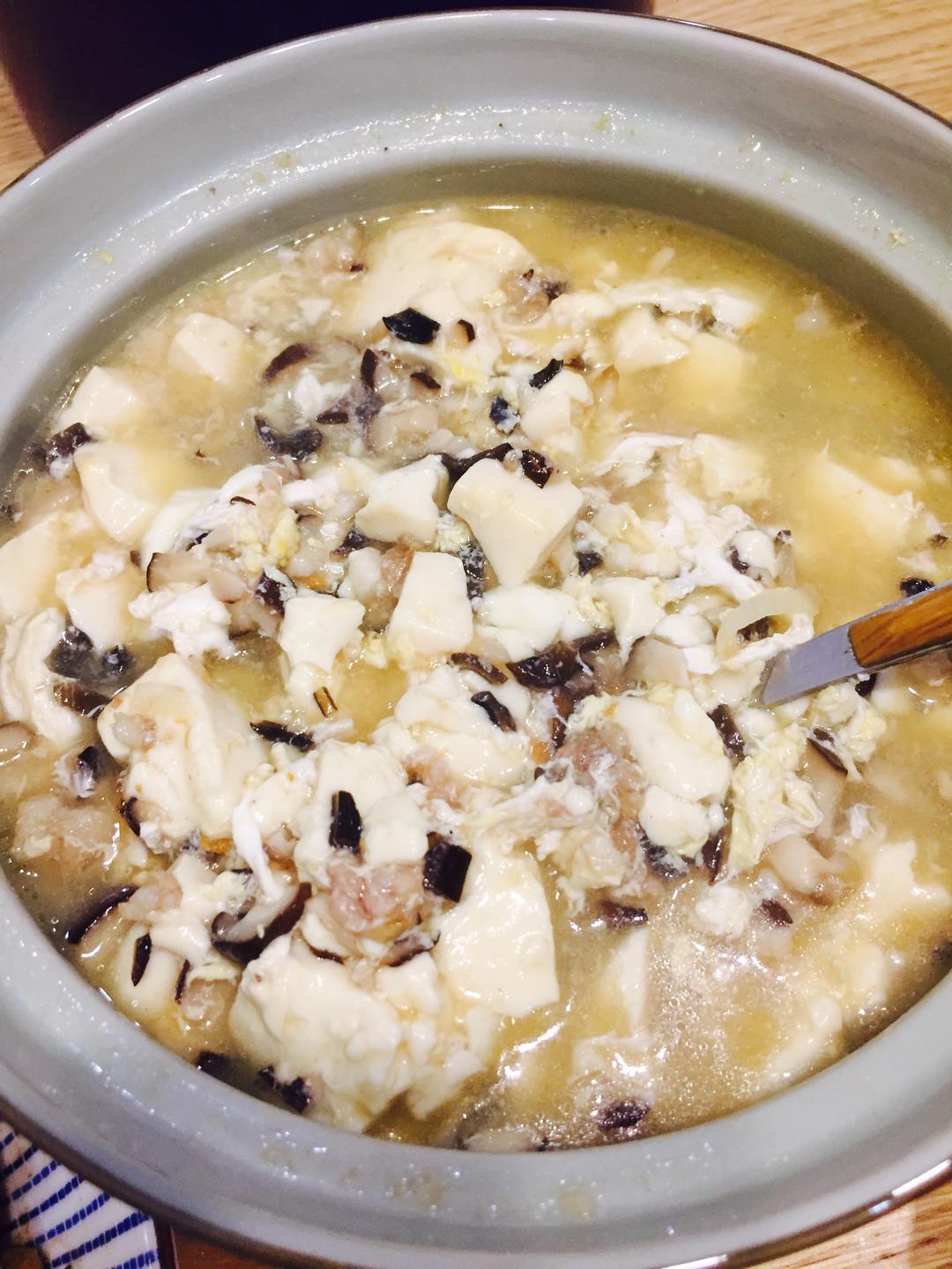 香菇肉沫豆腐羹的做法