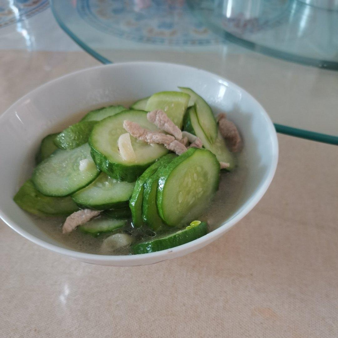 黄瓜炒肉丝