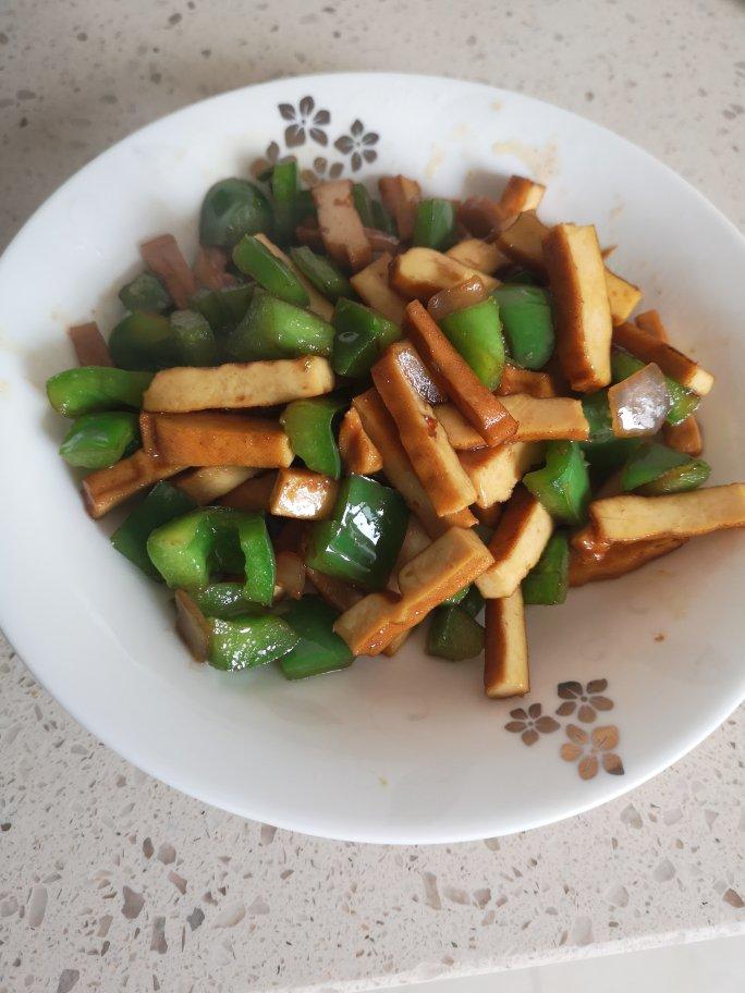 青椒肉丝炒豆腐干