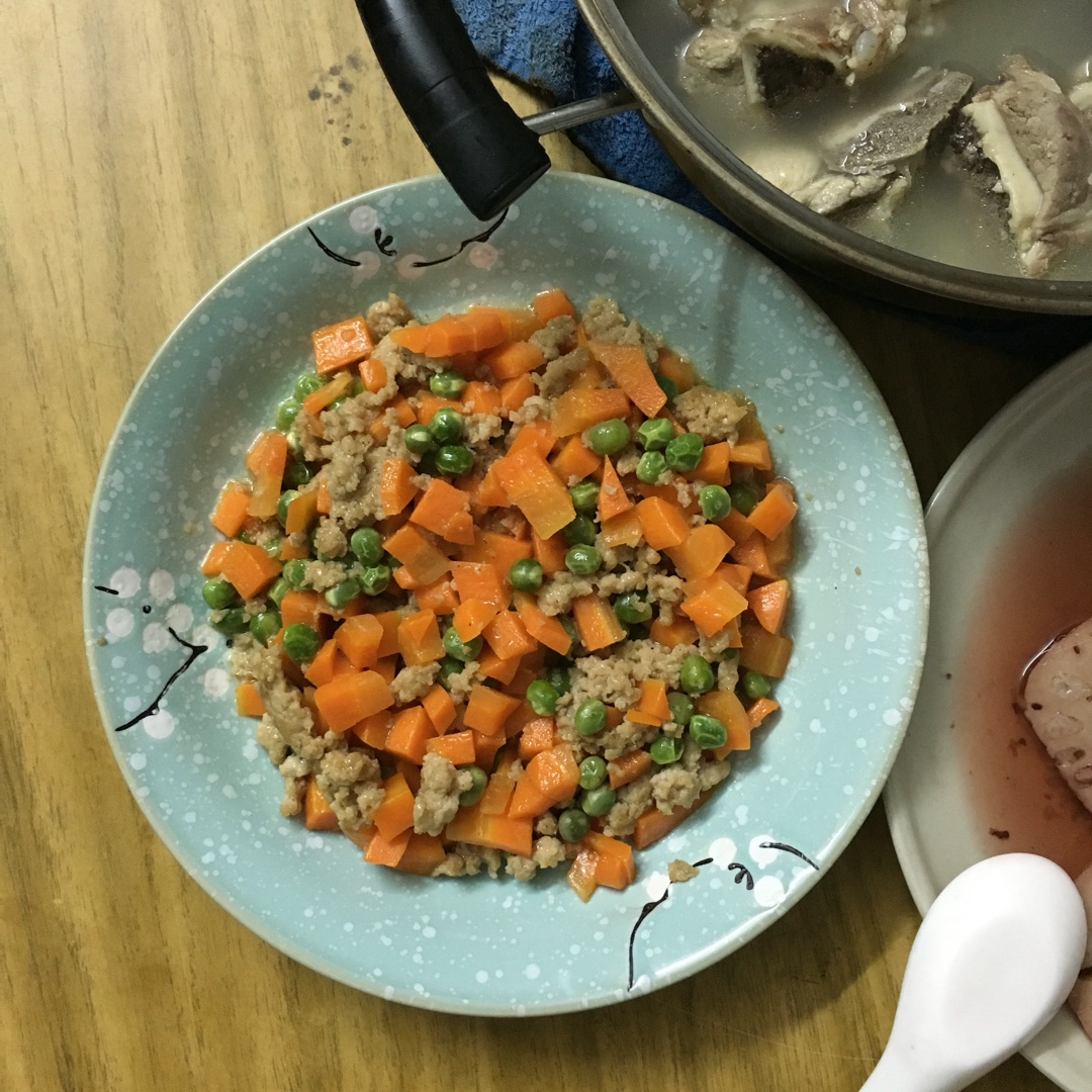 豌豆炒肉末