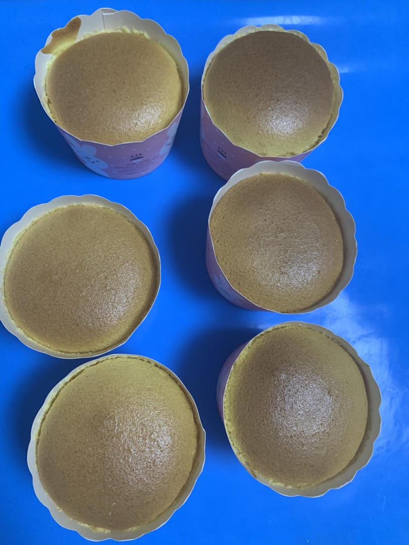 炼乳纸杯蛋糕