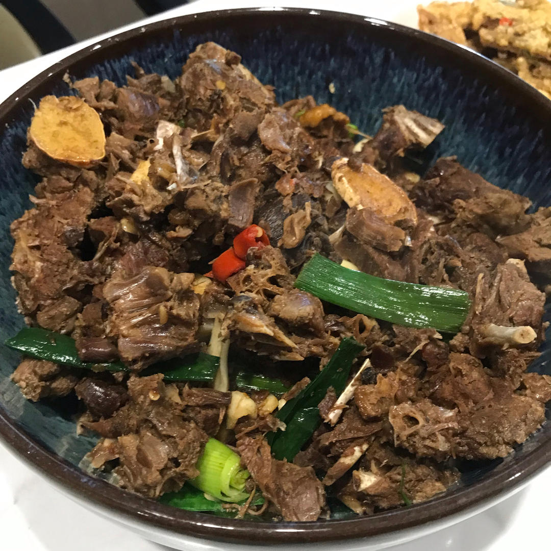 懒人版越啃越香干煸芝麻鸭