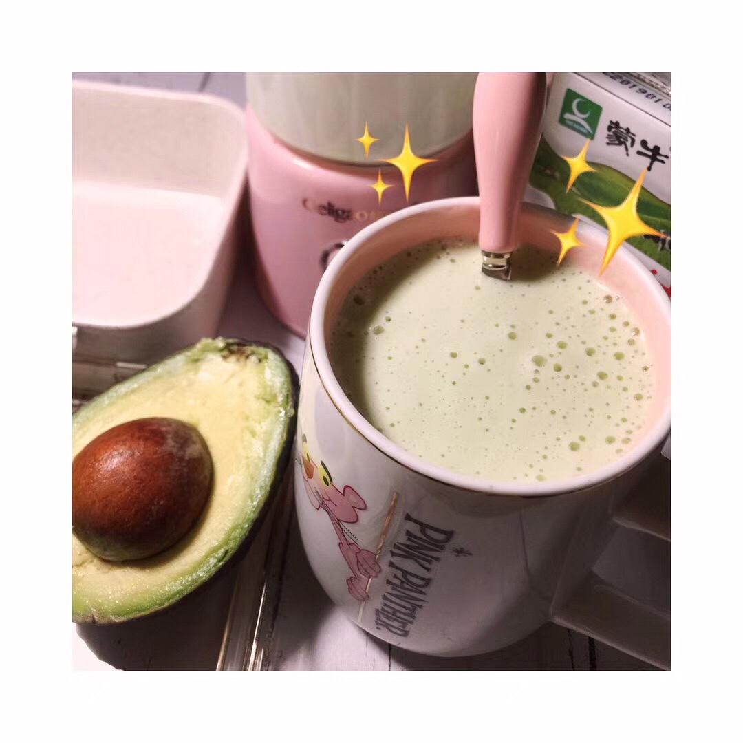 牛油果奶昔