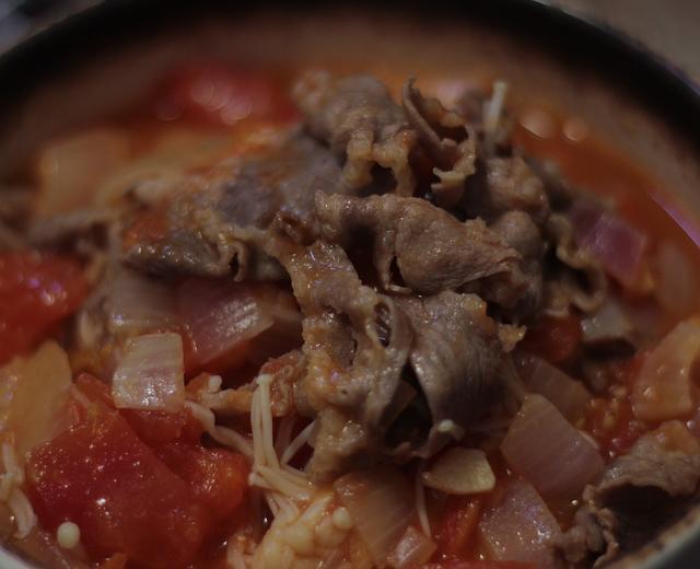 番茄肥牛金针菇的做法