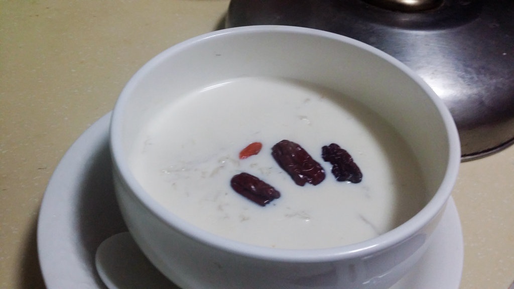 牛奶燕窝