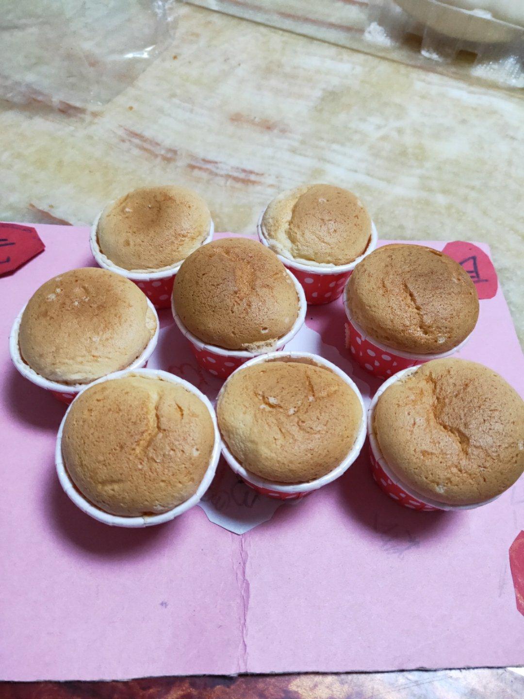 超好记八寸戚风蛋糕（后蛋法）