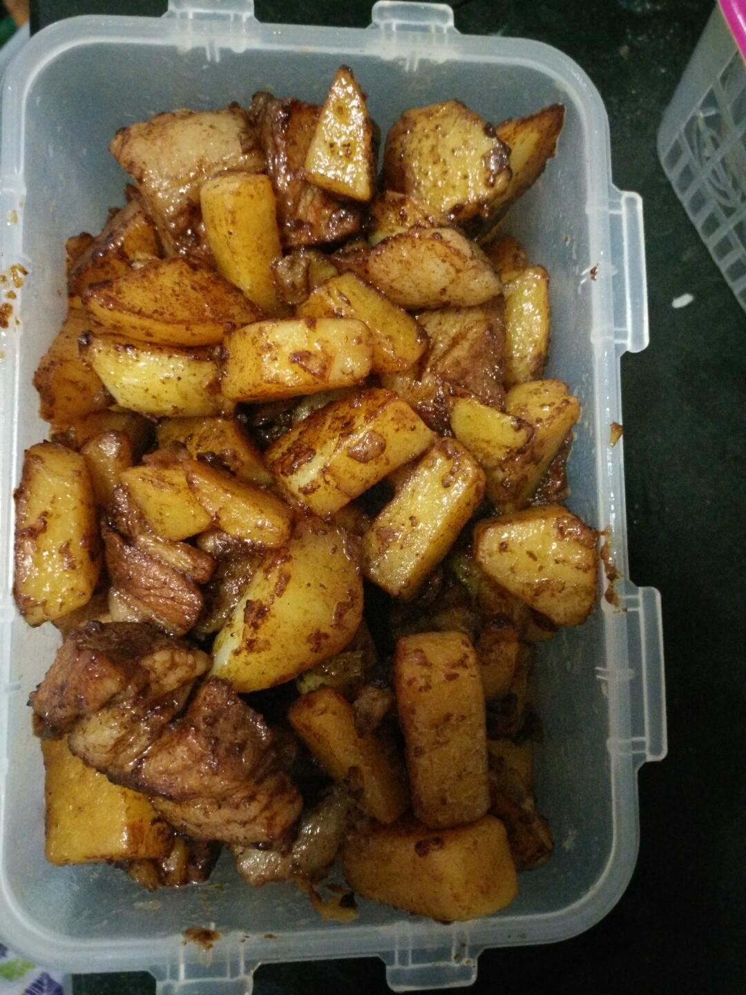 土豆烧肉