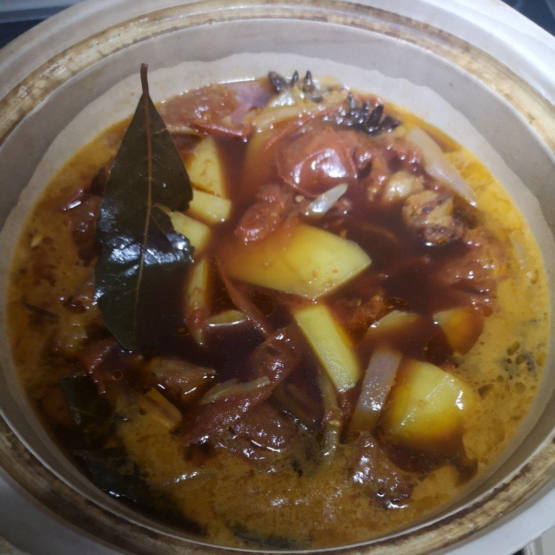 番茄土豆炖牛腩