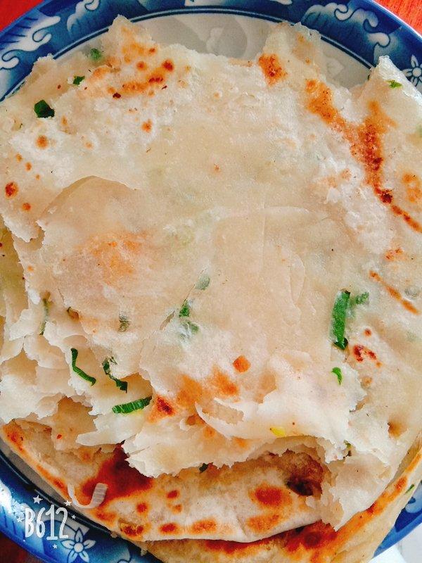 葱油饼（面粉吸水量不一样、水慢慢加）