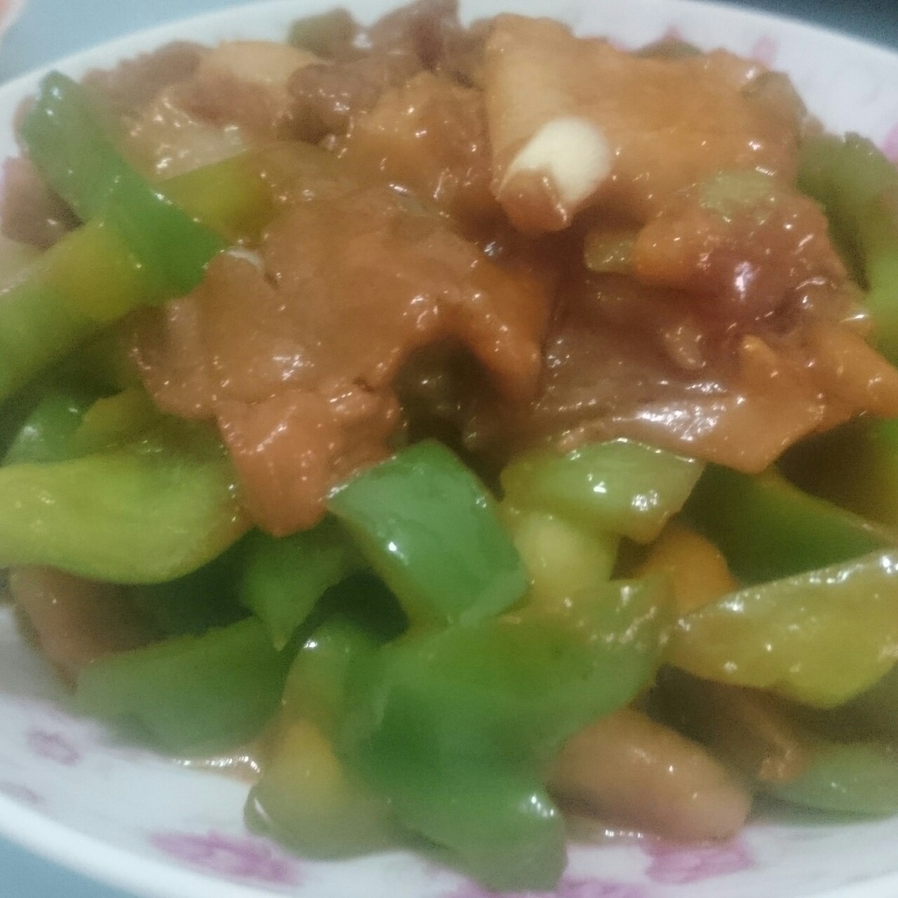 《昨日的美食》之茄子、青椒和猪肉的味噌热炒