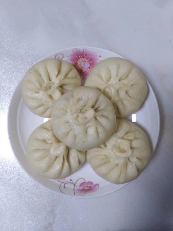 芹菜猪肉包子详细做法